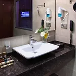 酒店 森巴亚克市酒店 4*