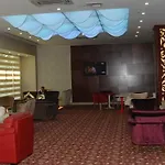 森巴亚克市酒店 酒店 4*