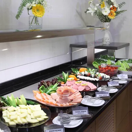 酒店 森巴亚克市酒店 4*