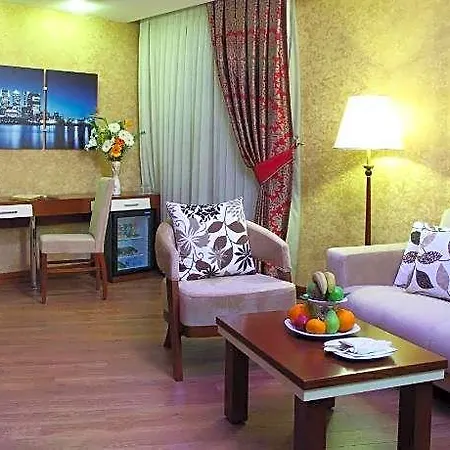 Senbayrak Otel 4*
